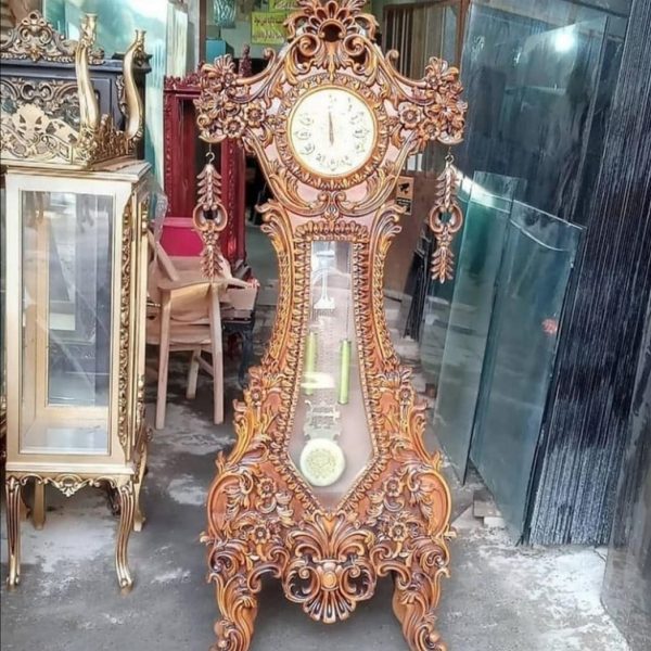 ساعت ایستاده